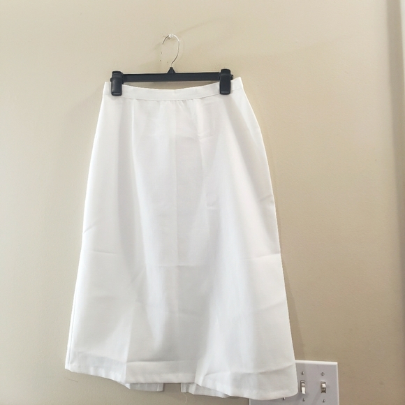 Dresses & Skirts - 2/$20 Midi skirt